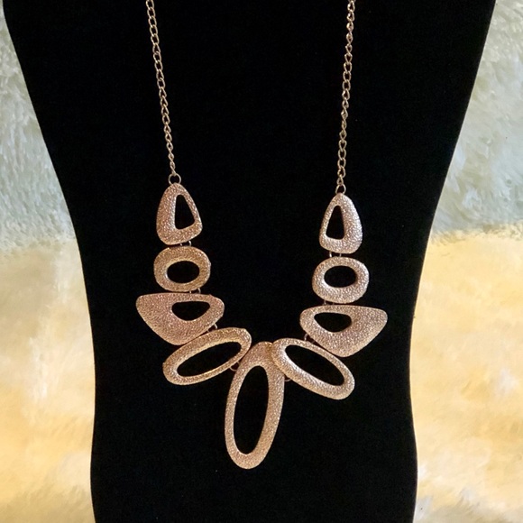 GOLDDUST—GEOMETRIC STATEMENT NECKLACE!! (BNWT) - Picture 2 of 5